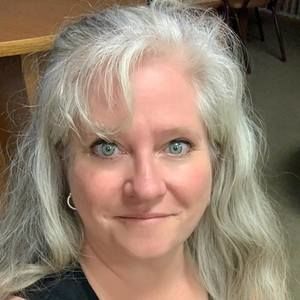 Meet your Posher, Deborah